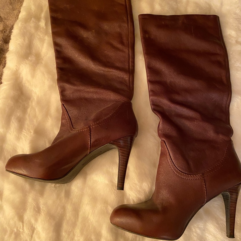 Leather pull on stiletto boots
